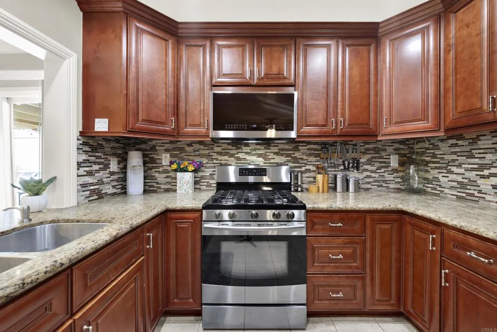 10432 Timberlane Way, Santee, CA 92071