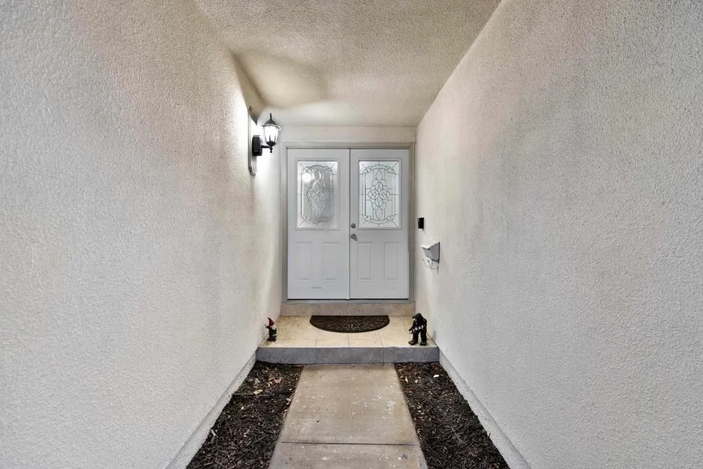 10432 Timberlane Way, Santee, CA 92071