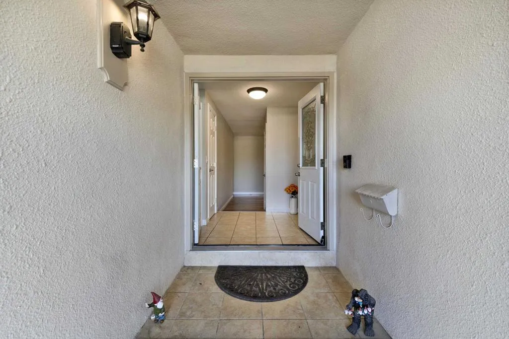 10432 Timberlane Way, Santee, CA 92071