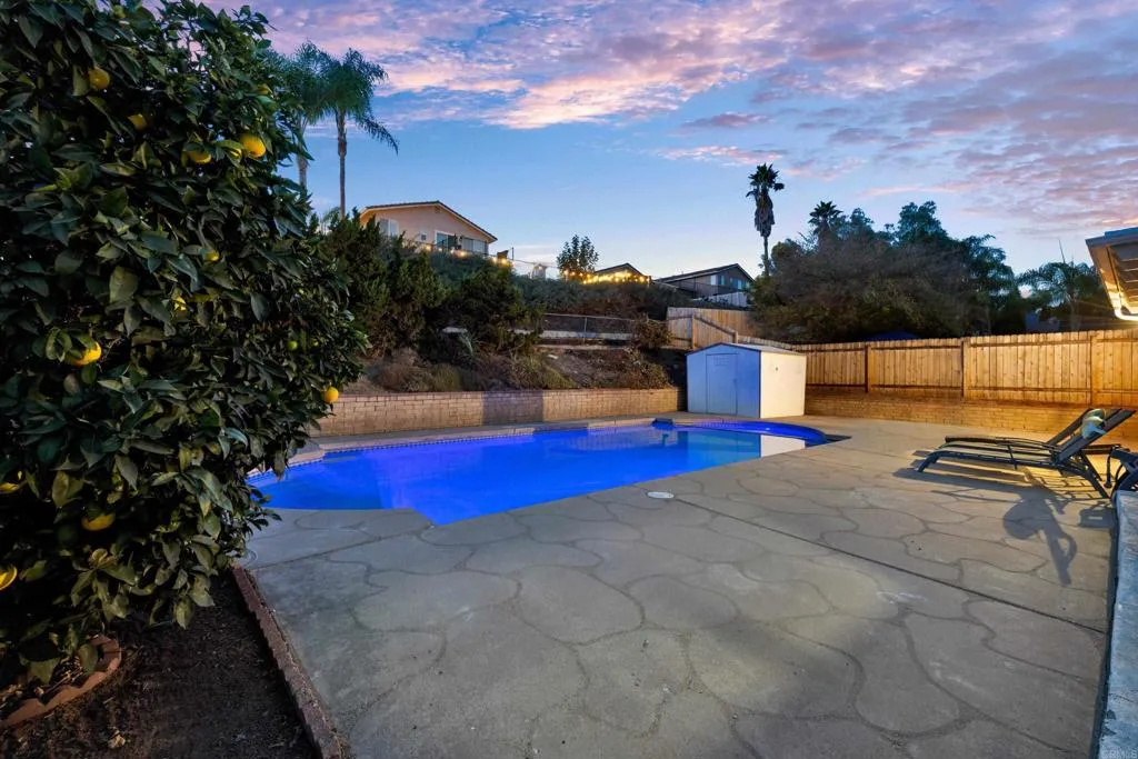 10432 Timberlane Way, Santee, CA 92071