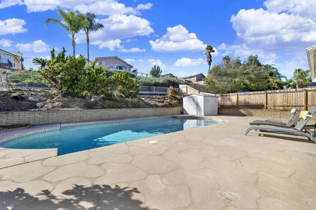 10432 Timberlane Way, Santee, CA 92071