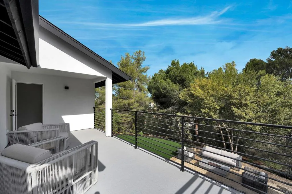https://cdn.realtyfeed.com/cdn/127/307104456/ff9ad6d89b08f10fb2aad65161d85254.webp