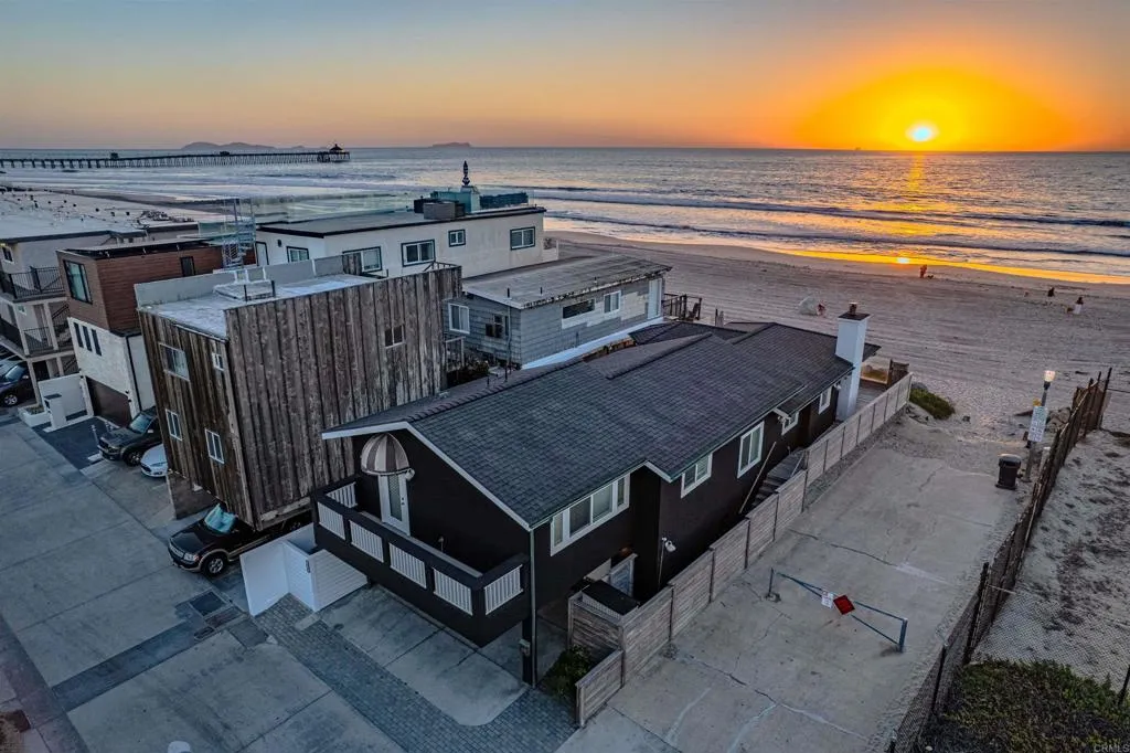 622 Ocean Lane