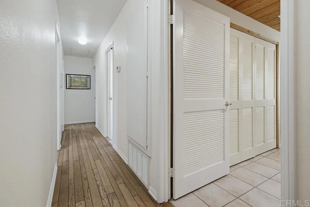 472 E Kalmia Street, Fallbrook, CA 92028 472 E Kalmia Street, Fallbrook, CA 92028
