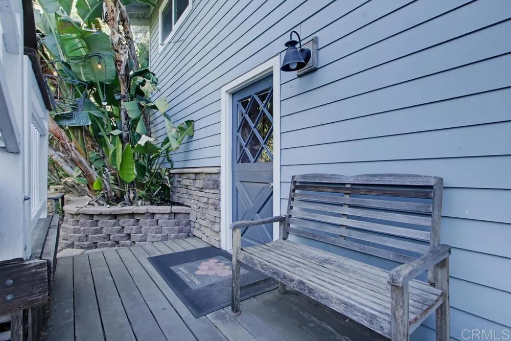 472 E Kalmia Street, Fallbrook, CA 92028 472 E Kalmia Street, Fallbrook, CA 92028