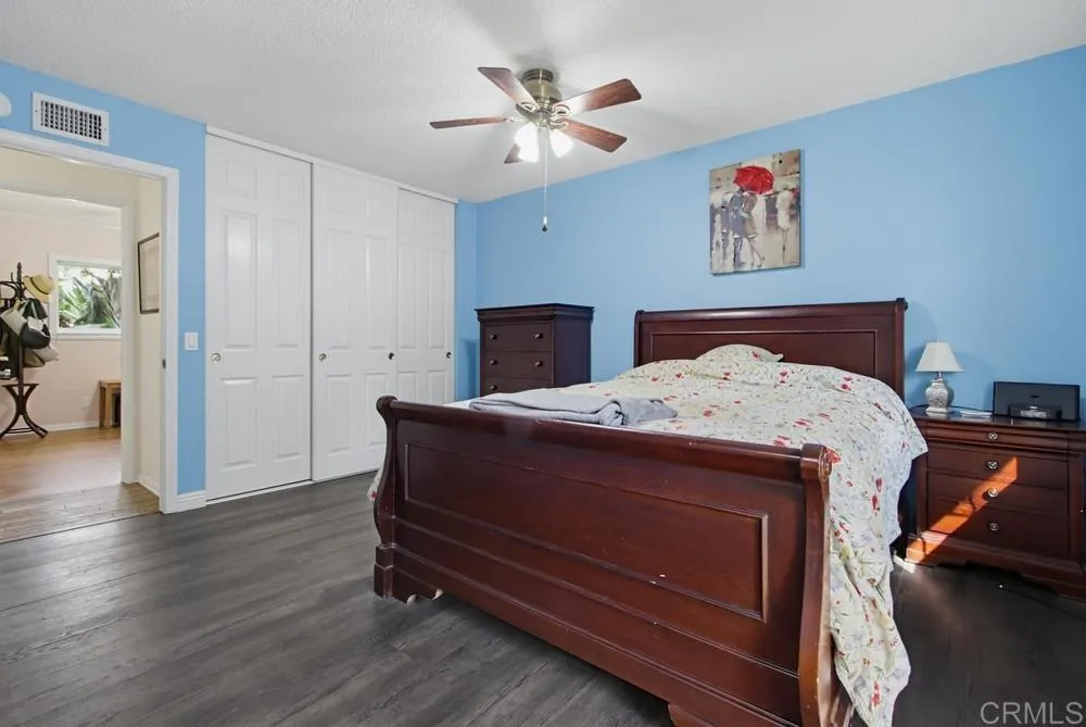 472 E Kalmia Street, Fallbrook, CA 92028