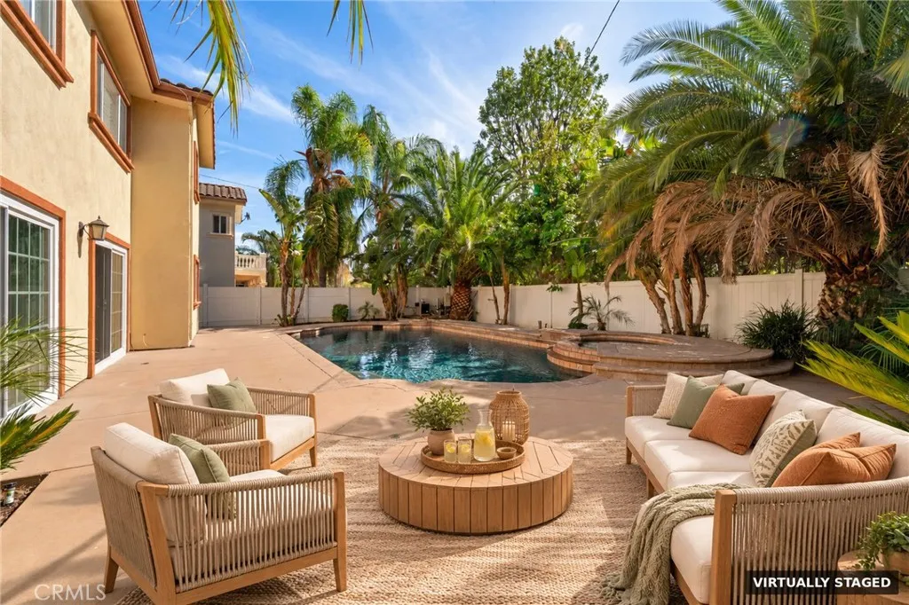 West Hills, CA 91304
