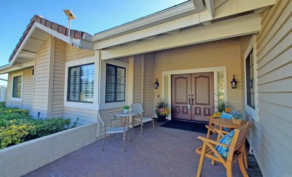 2321 Cortina Circle, Escondido, CA 92029 2321 Cortina Circle, Escondido, CA 92029