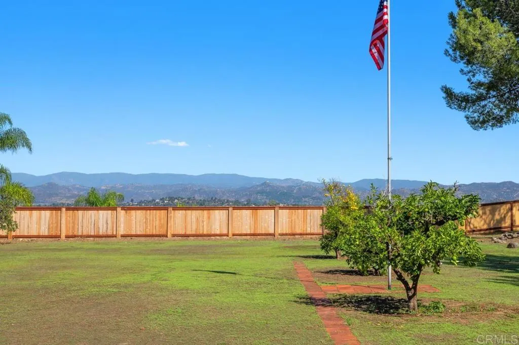 2321 Cortina Circle, Escondido, CA 92029 2321 Cortina Circle, Escondido, CA 92029