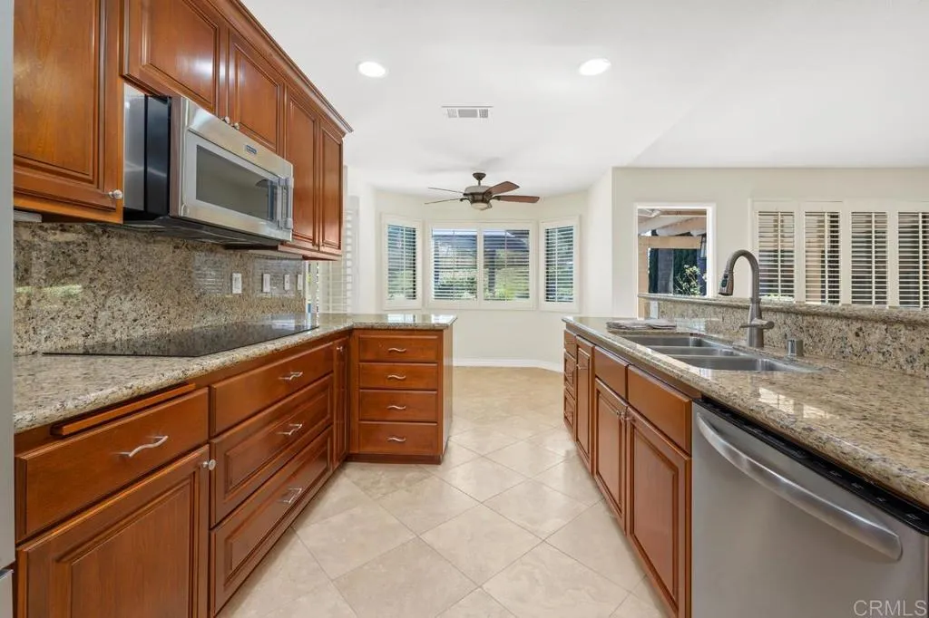 2321 Cortina Circle, Escondido, CA 92029 2321 Cortina Circle, Escondido, CA 92029
