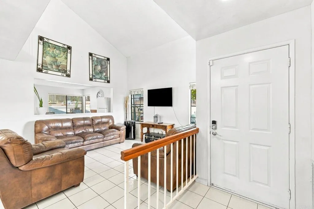 https://cdn.realtyfeed.com/cdn/127/307104739/1a6198a62e2ed0f5dc0415f2ab9c2f7d.webp