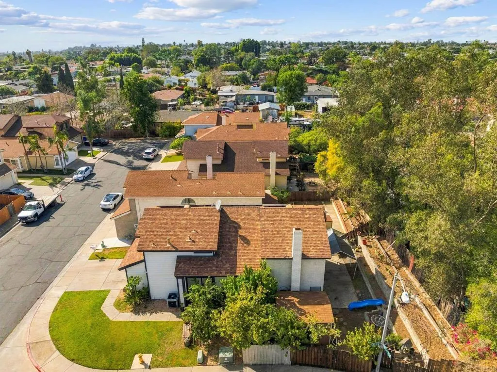 https://cdn.realtyfeed.com/cdn/127/307104739/2f311025c3e04575d03119e7c10ecfb8.webp