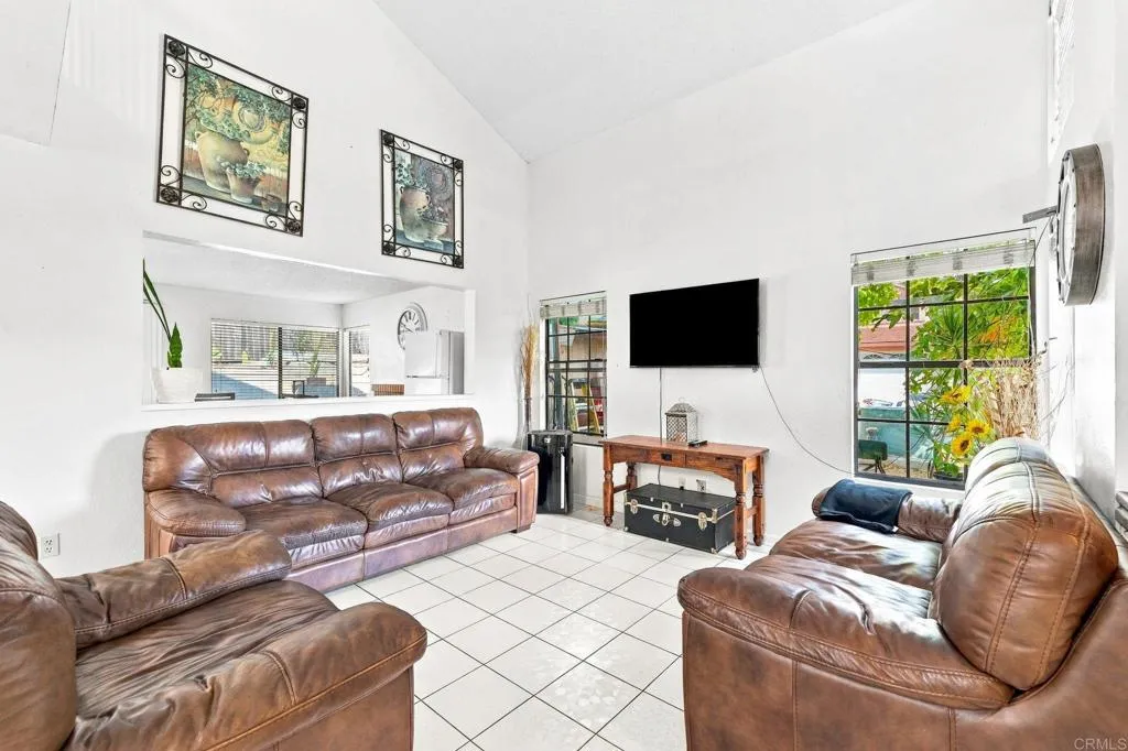 https://cdn.realtyfeed.com/cdn/127/307104739/3ea714665faac3c24de2997688b82389.webp