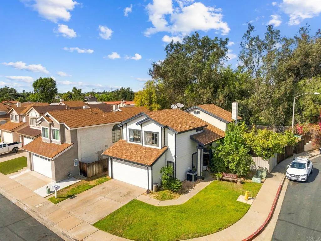 https://cdn.realtyfeed.com/cdn/127/307104739/5bb93680575b16b84cc02548394b7e90.webp
