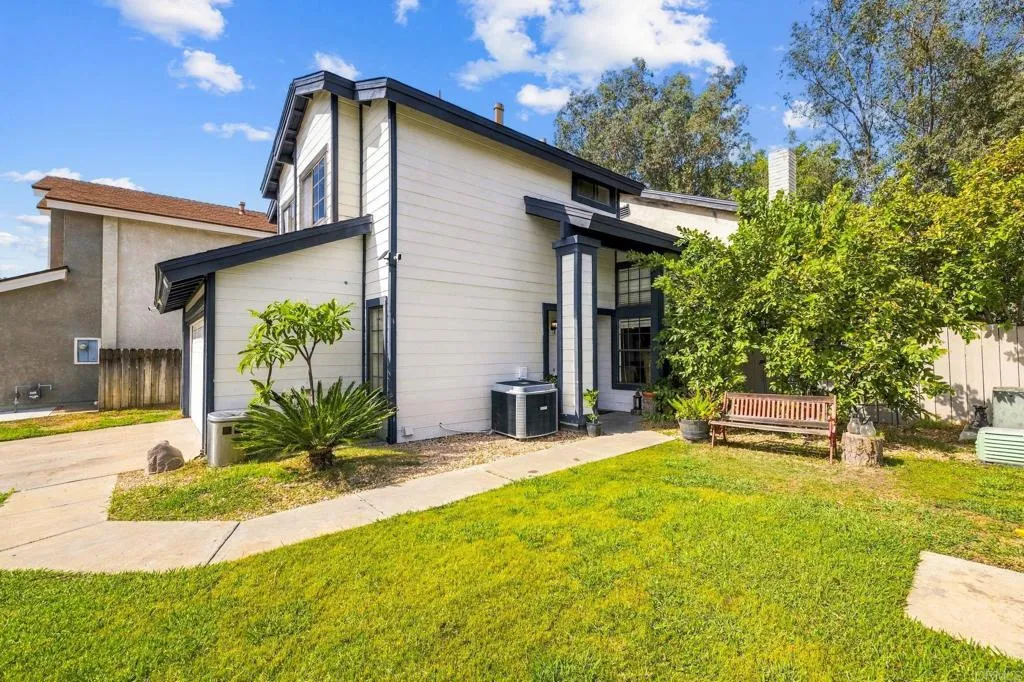 https://cdn.realtyfeed.com/cdn/127/307104739/6b05fe933bf697abd8c5bc629fe0a5d0.webp
