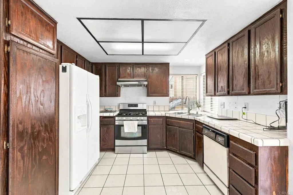 https://cdn.realtyfeed.com/cdn/127/307104739/80a91855304a6b0df3def1b806b3c864.webp