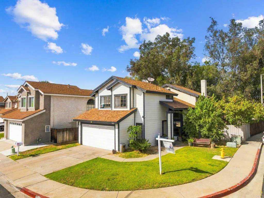 https://cdn.realtyfeed.com/cdn/127/307104739/ab7376884fcbdd2f4ba77bcfa086d03c.webp