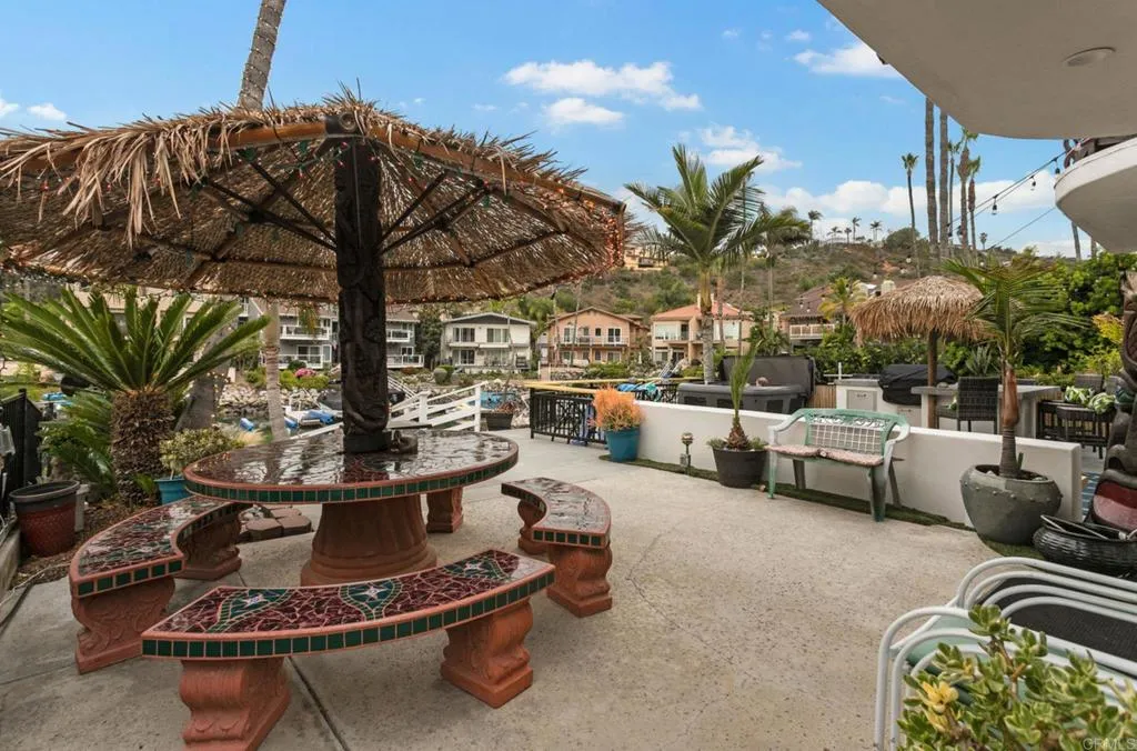 https://cdn.realtyfeed.com/cdn/127/307104779/0833bf6baf7be1f982a0a95aa0bf4c7d.webp