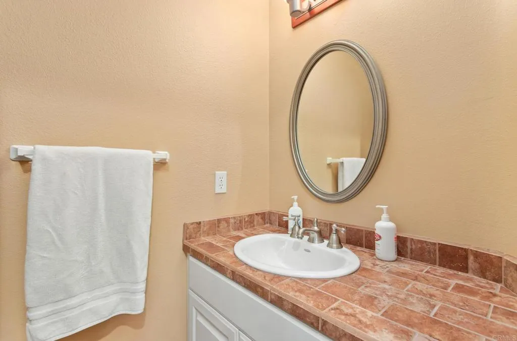 4617 PARK DR, Carlsbad, CA 92008