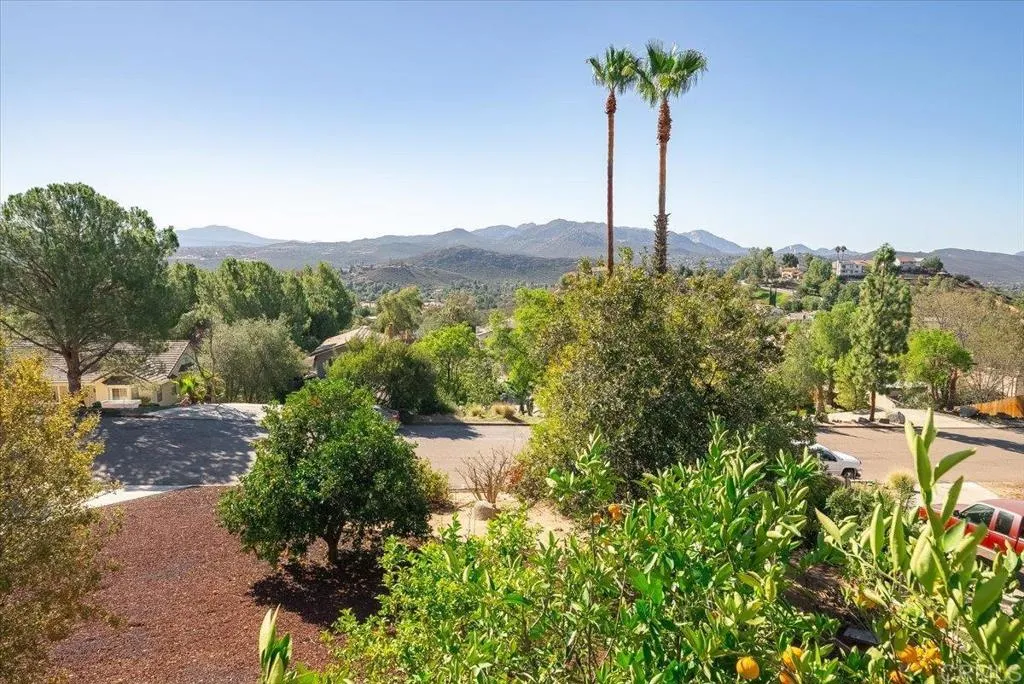 24360 Rutherford Road, Ramona, CA 92065 24360 Rutherford Road, Ramona, CA 92065