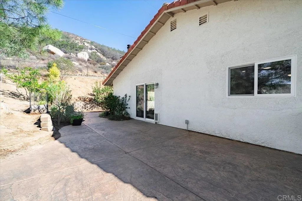 24360 Rutherford Road, Ramona, CA 92065 24360 Rutherford Road, Ramona, CA 92065