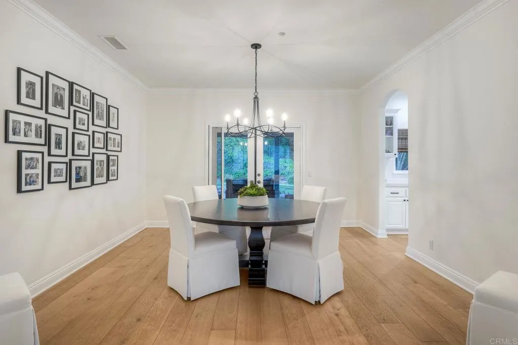 2710 Gird Road, Fallbrook, CA 92028