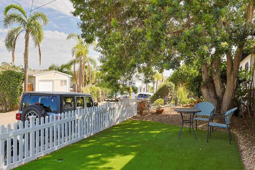 2274 Ediinburg, Cardiff By The Sea, CA 92007 2274 Ediinburg, Cardiff By The Sea, CA 92007