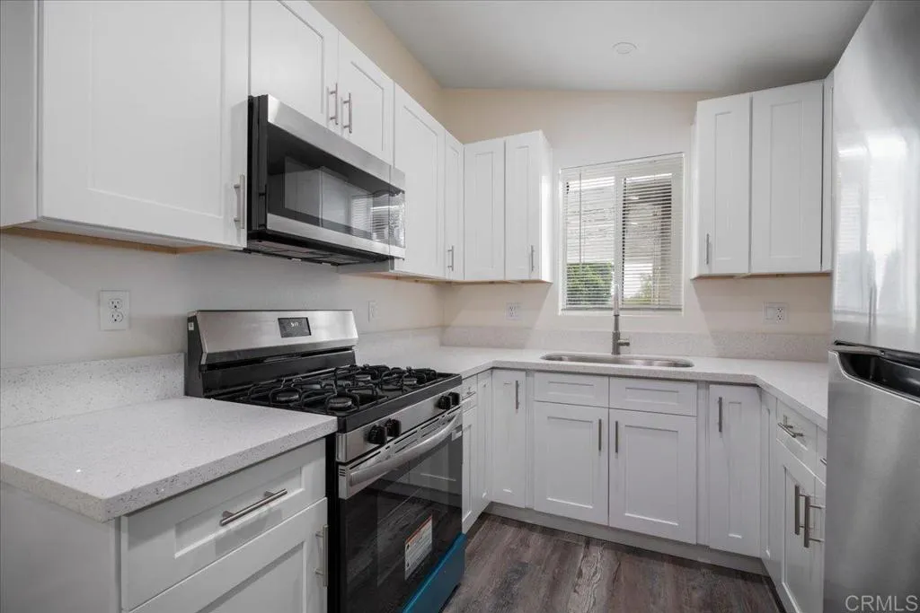 1017-19 33rd Street, San Diego, CA 92102 1017-19 33rd Street, San Diego, CA 92102
