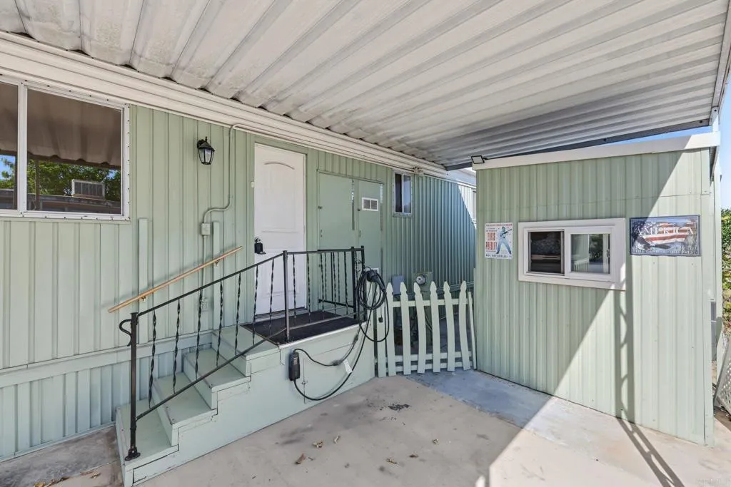 https://cdn.realtyfeed.com/cdn/127/307105083/18facaff9abd1bb04e48b5dc3047bdc1.webp