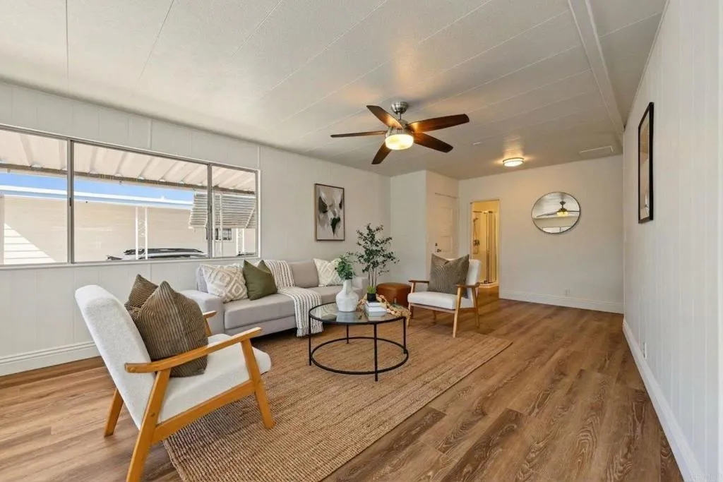 https://cdn.realtyfeed.com/cdn/127/307105083/70caaad1614be9a2002eae03b4500f85.webp