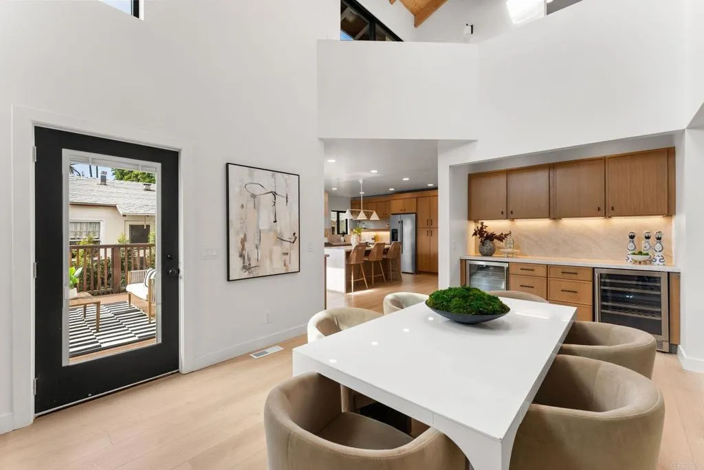 Front Home 4771 Del Mar