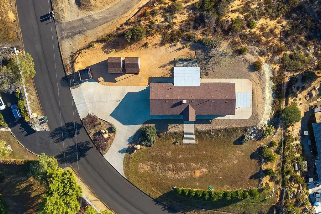 1512 CASA DE ROCA WAY, Alpine, CA 91901 1512 CASA DE ROCA WAY, Alpine, CA 91901