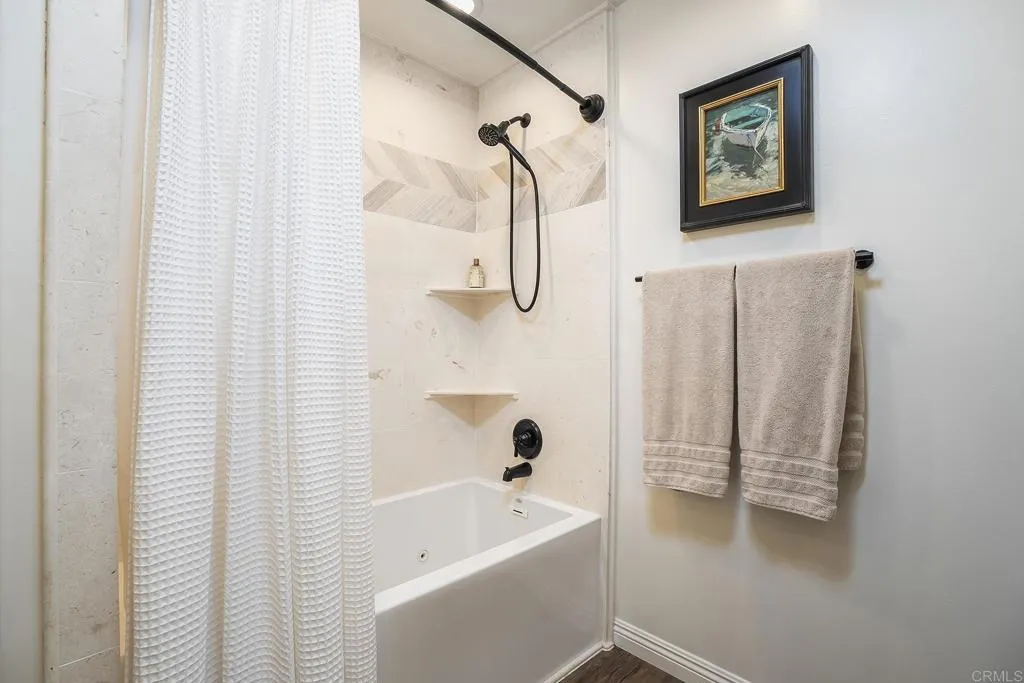 1512 CASA DE ROCA WAY, Alpine, CA 91901 1512 CASA DE ROCA WAY, Alpine, CA 91901