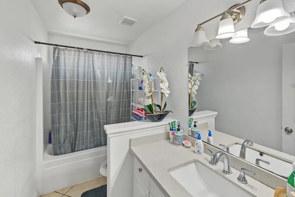 846 Friendly Cir, El Cajon, CA 92021