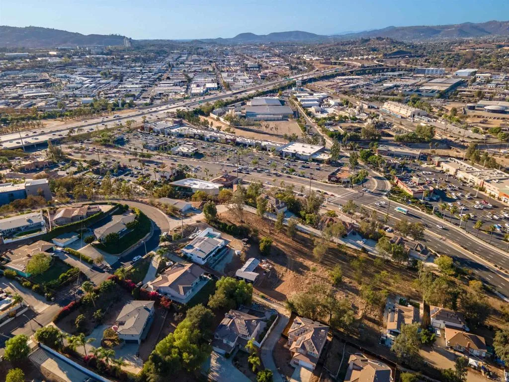 209 N Tulip, Escondido, CA 92025 209 N Tulip, Escondido, CA 92025
