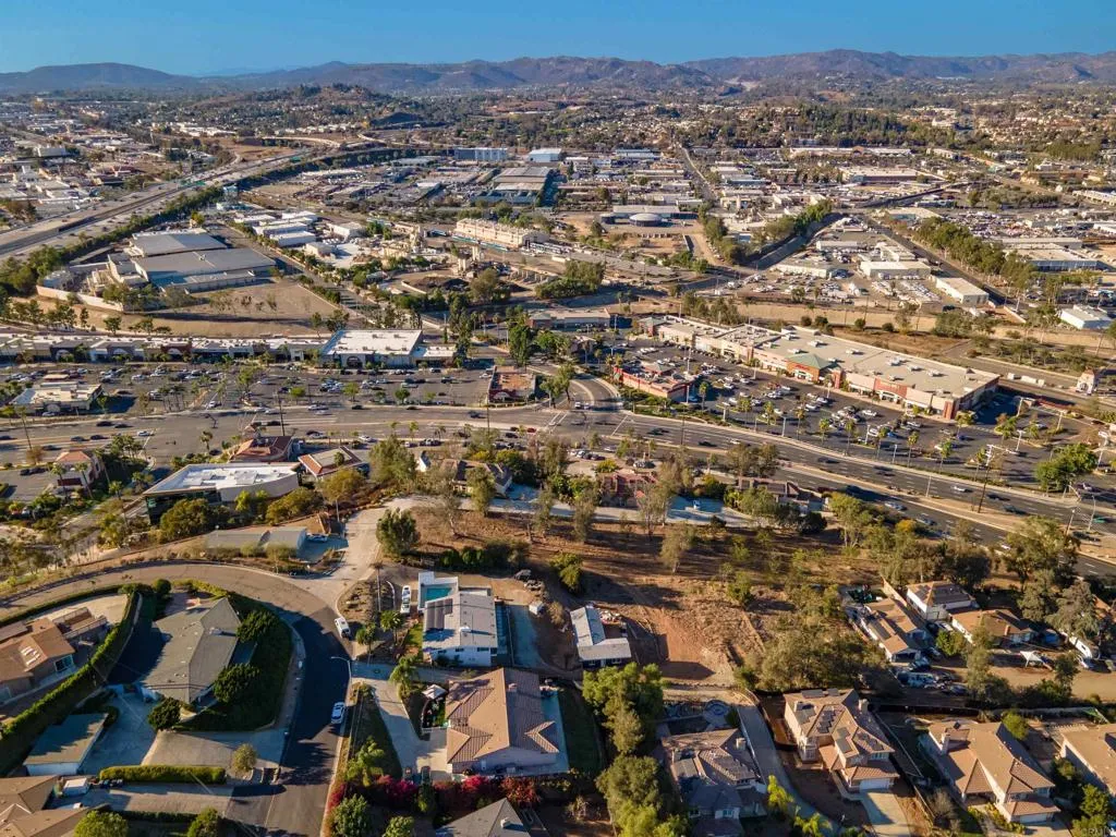 209 N Tulip, Escondido, CA 92025 209 N Tulip, Escondido, CA 92025