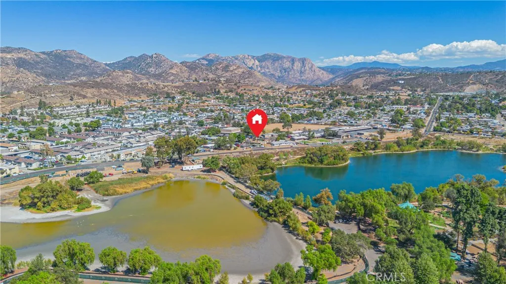 https://cdn.realtyfeed.com/cdn/127/307105303/3a1e4d29b32a0be878a320c842d547cc.webp