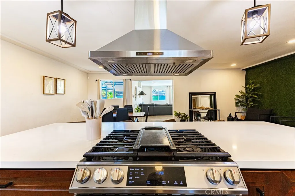 https://cdn.realtyfeed.com/cdn/127/307105303/5d1e0da9d05dd01f9e44f054364f4ef4.webp