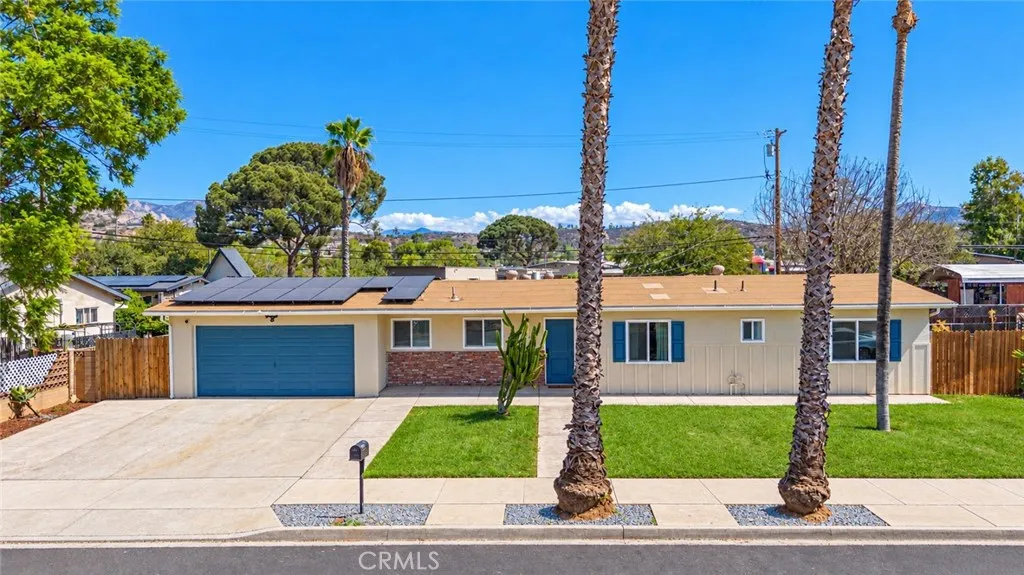 https://cdn.realtyfeed.com/cdn/127/307105303/9e56983f676257ff348aa5a551bbb332.webp