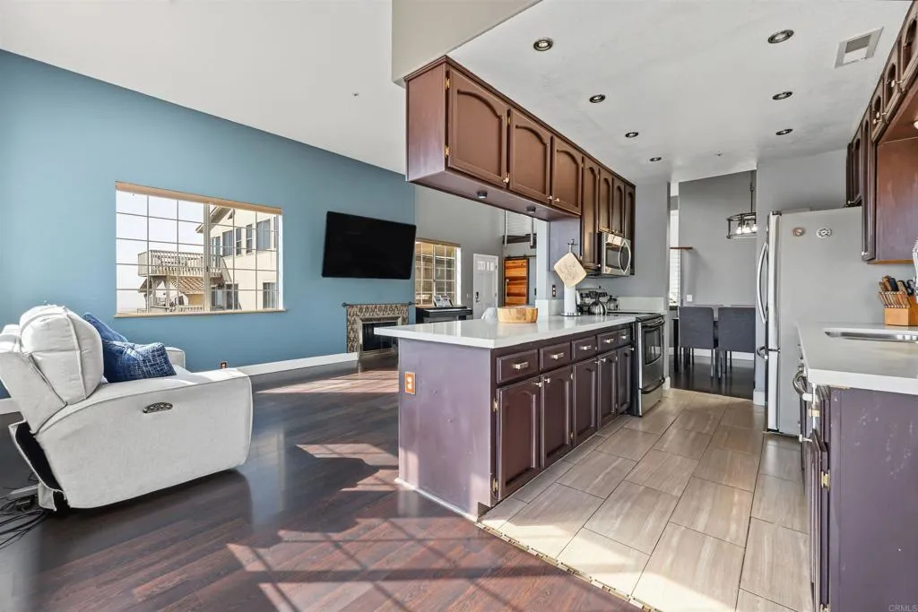 1617 La Presa Avenue, Spring Valley, CA 91977