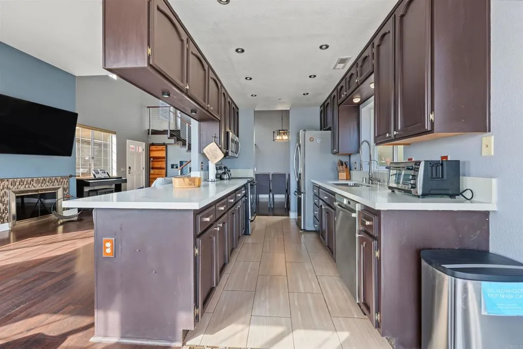 1617 La Presa Avenue, Spring Valley, CA 91977