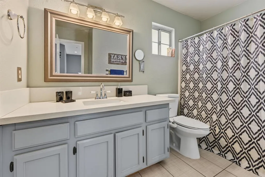 1617 La Presa Avenue, Spring Valley, CA 91977