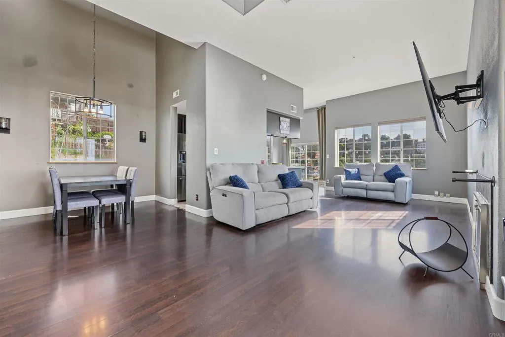 1617 La Presa Avenue, Spring Valley, CA 91977