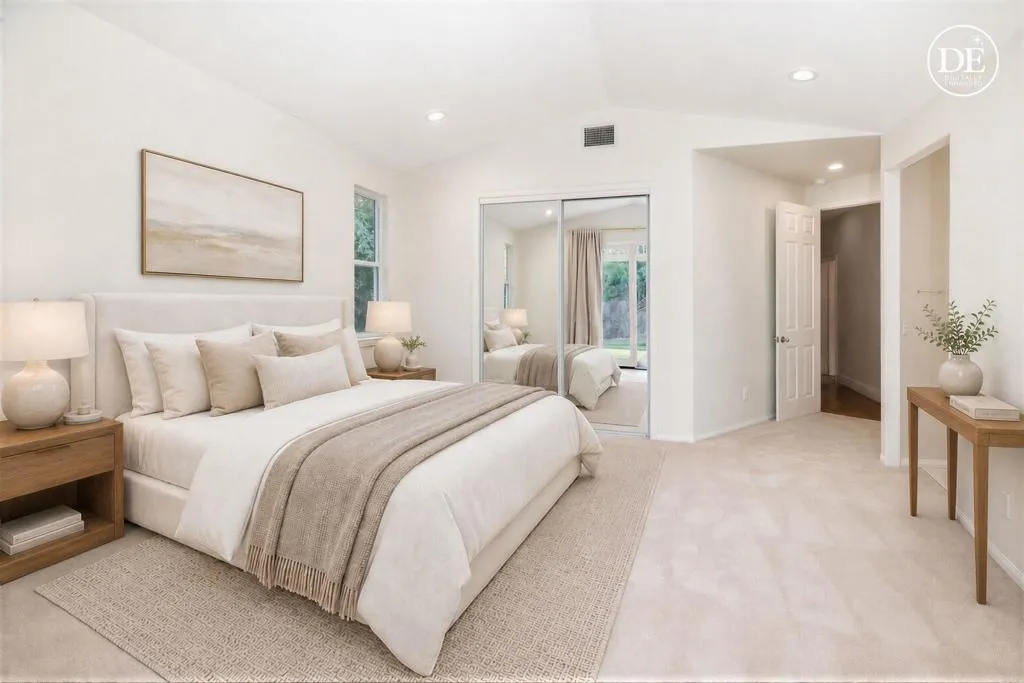 2614 Unicornio Street, Carlsbad, CA 92009
