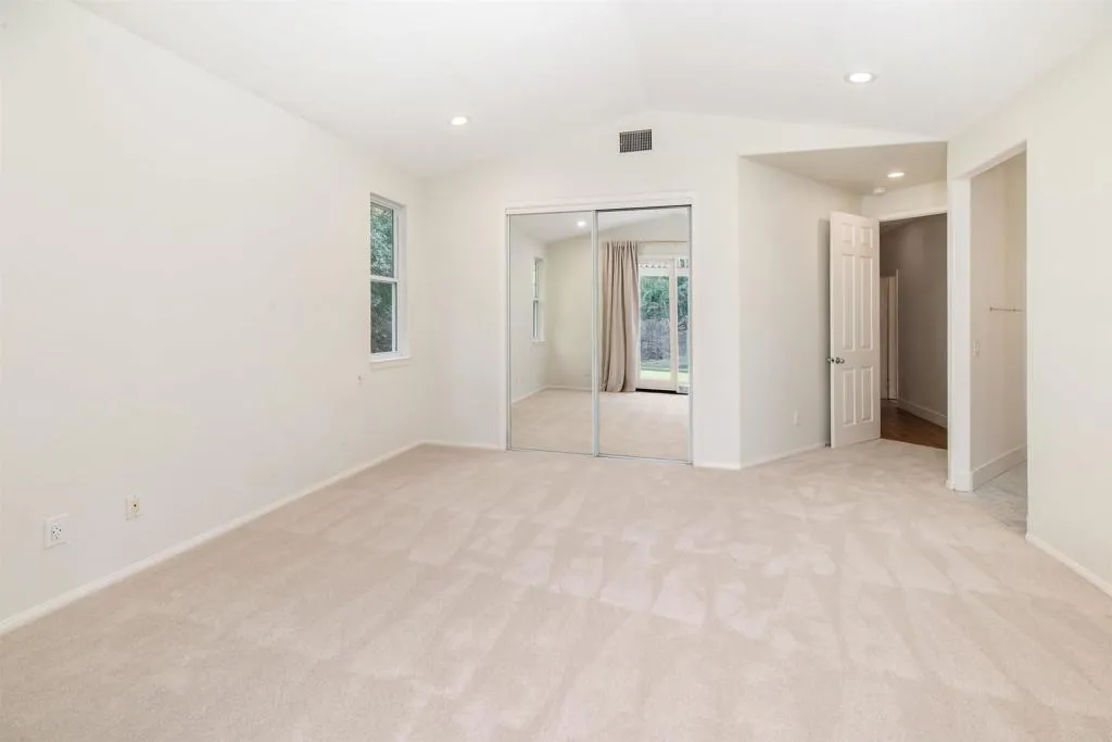 2614 Unicornio Street, Carlsbad, CA 92009