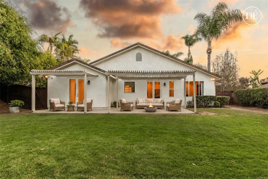 2614 Unicornio Street, Carlsbad, CA 92009