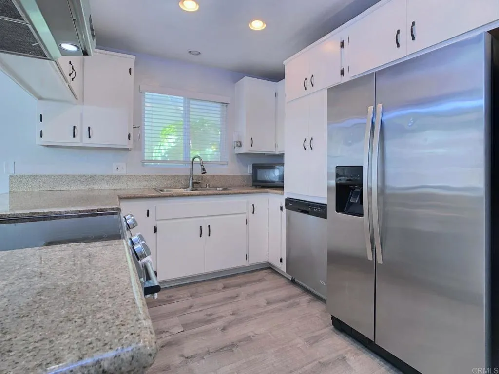 808 jamaica CT, San Diego, CA 92109