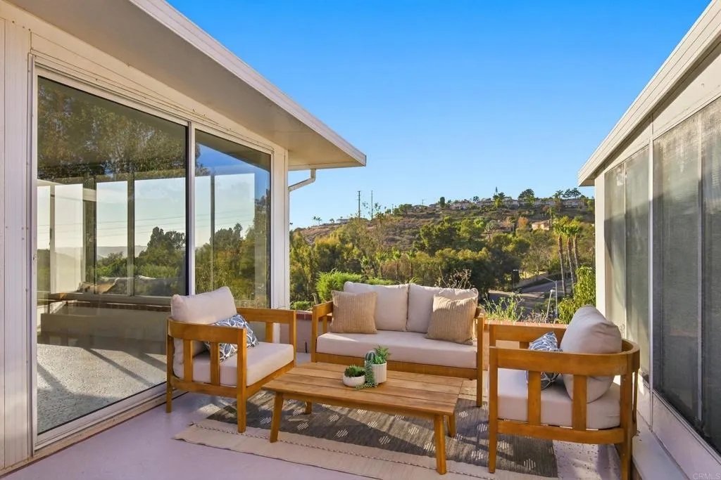 1530 Camino Linda Drive, San Marcos, CA 92078 1530 Camino Linda Drive, San Marcos, CA 92078