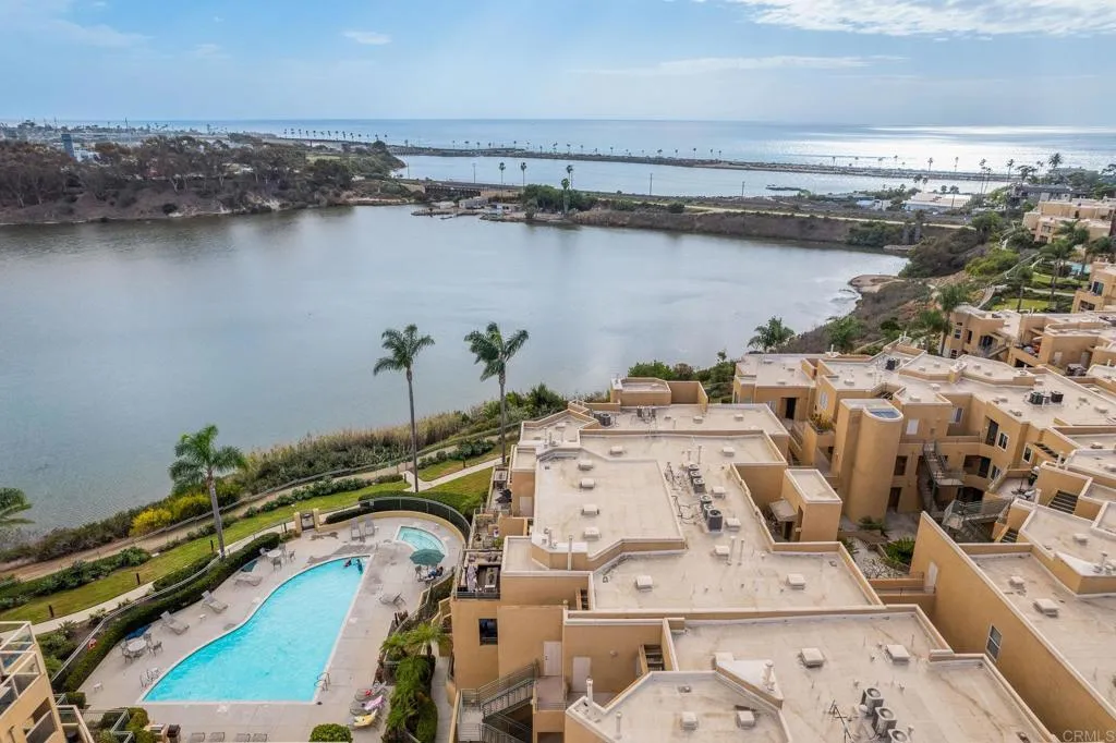 https://cdn.realtyfeed.com/cdn/127/307105492/9498f6e00d5bf23c7459fc746a9b0947.webp