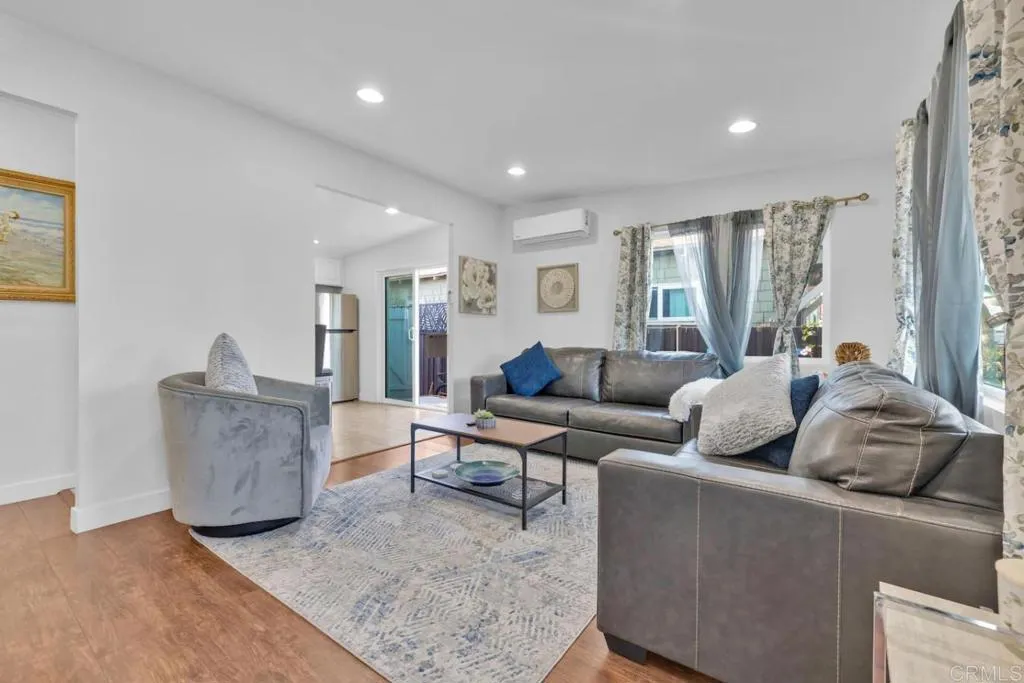 4825 W Point Loma Bvd, San Diego, CA 92107 4825 W Point Loma Bvd, San Diego, CA 92107